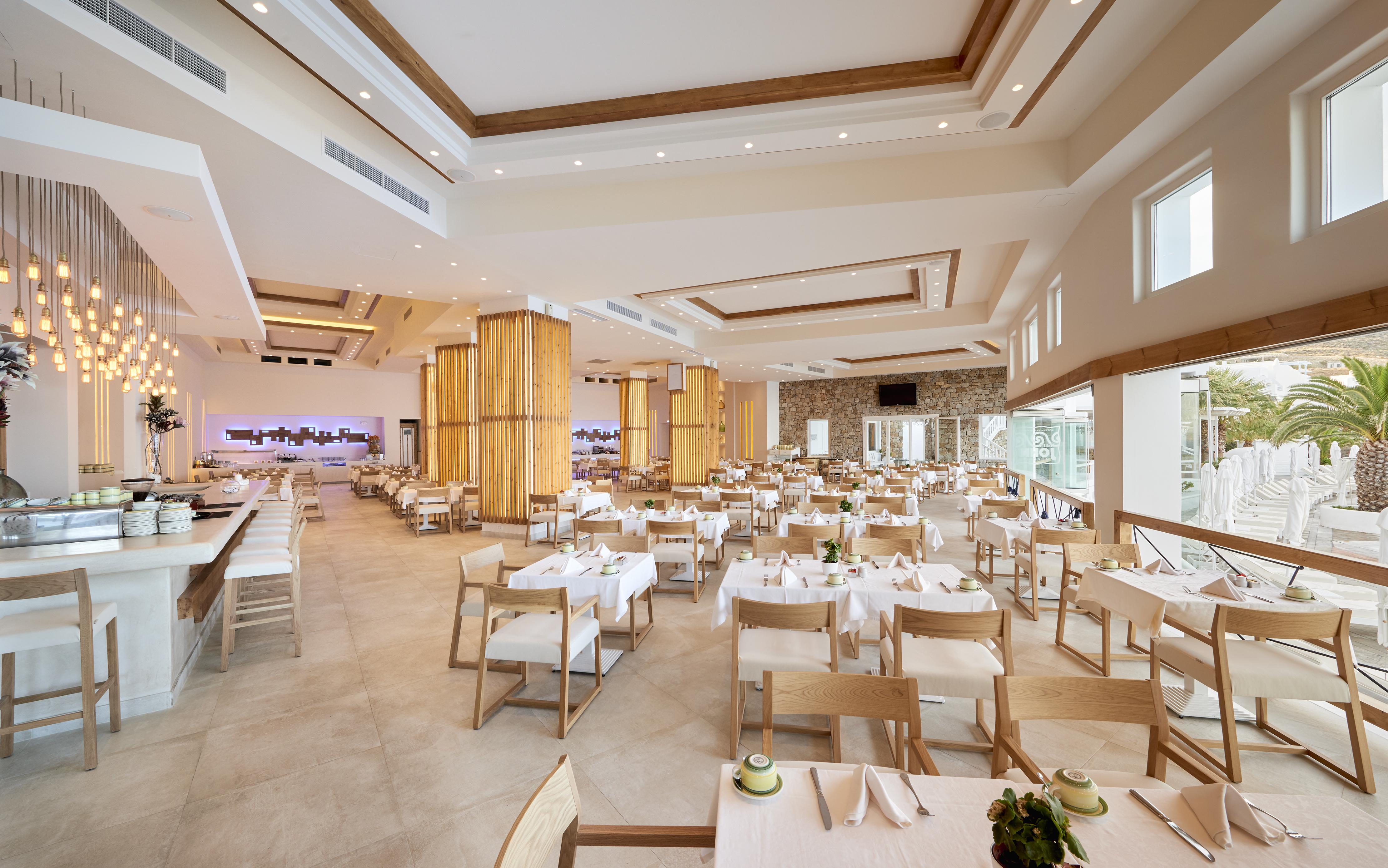 Saint John Hotel Villas & Spa Agios Ioannis Diakoftis Dış mekan fotoğraf The restaurant at the resort